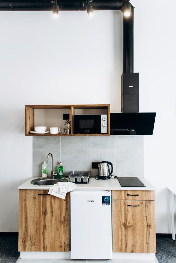 Resa Apart - Нові Smart-Квартири Біля Річки ウージュホロド エクステリア 写真